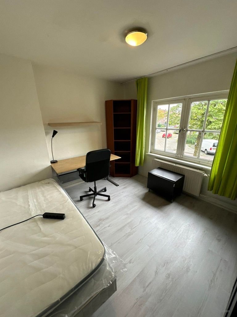 Short stay studentenkamer Bennekelstraat - Afbeelding 2