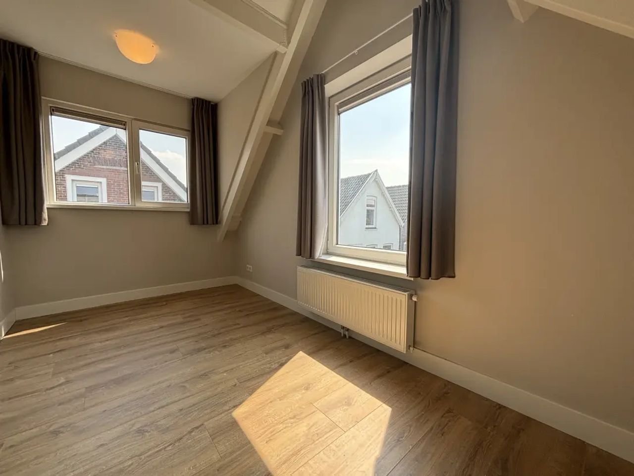 Modern appartement in Oude Noorden (Label A) - Afbeelding 4