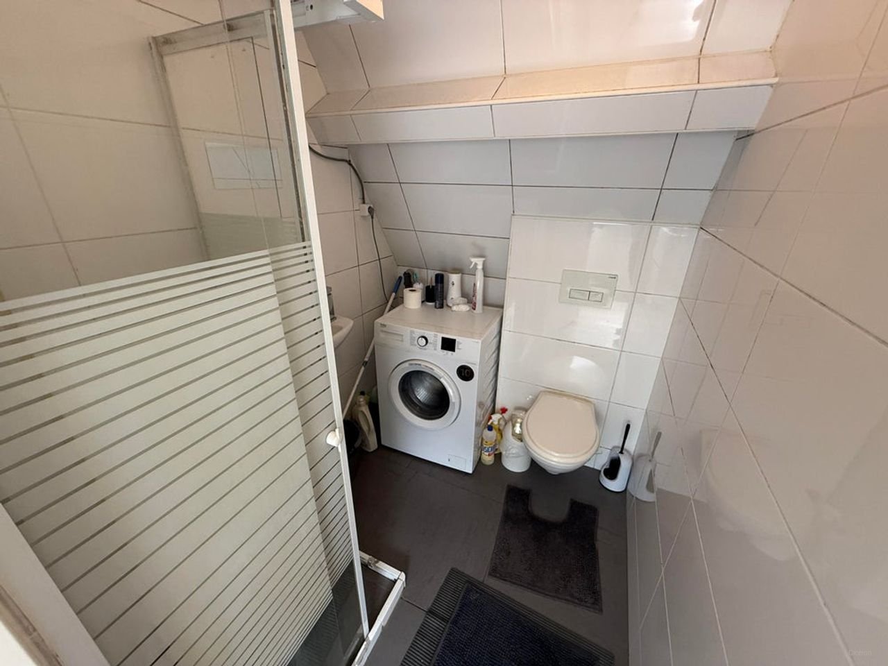 Gemeubileerde studentenkamer in Tarwewijk - Afbeelding 6