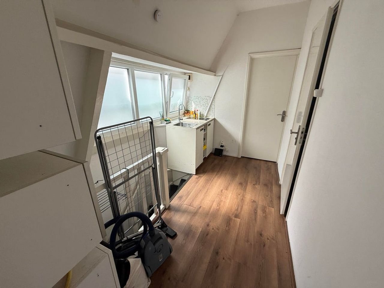 Gemeubileerde studentenkamer in Tarwewijk - Afbeelding 4