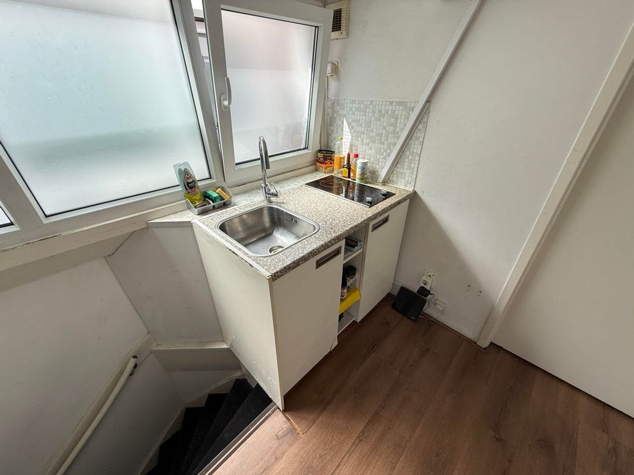 Gemeubileerde studentenkamer in Tarwewijk - Afbeelding 5