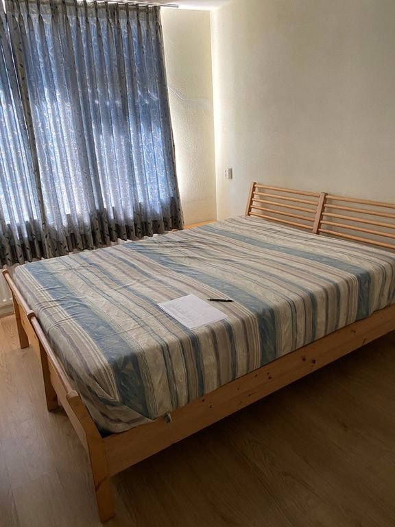 Licht hoekhuis (140m²) met zonnige tuin - Afbeelding 7