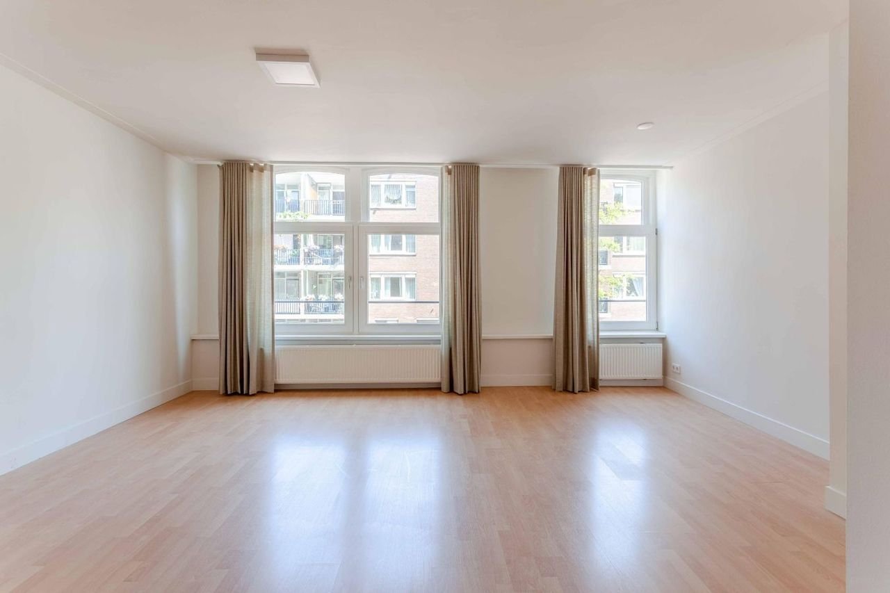 Licht appartement (70m²) in Spaarndammerbuurt - Afbeelding 2