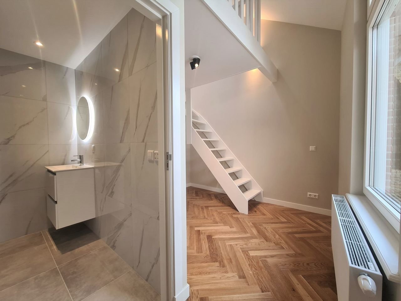 Gerenoveerd studentenappartement met terras - Afbeelding 10