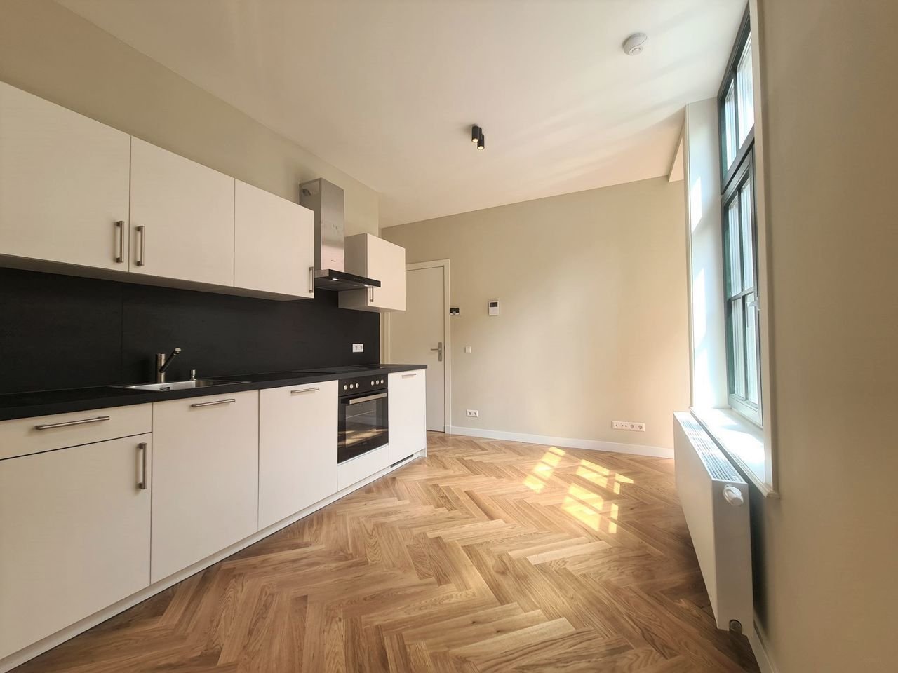 Gerenoveerd studentenappartement met terras - Afbeelding 5