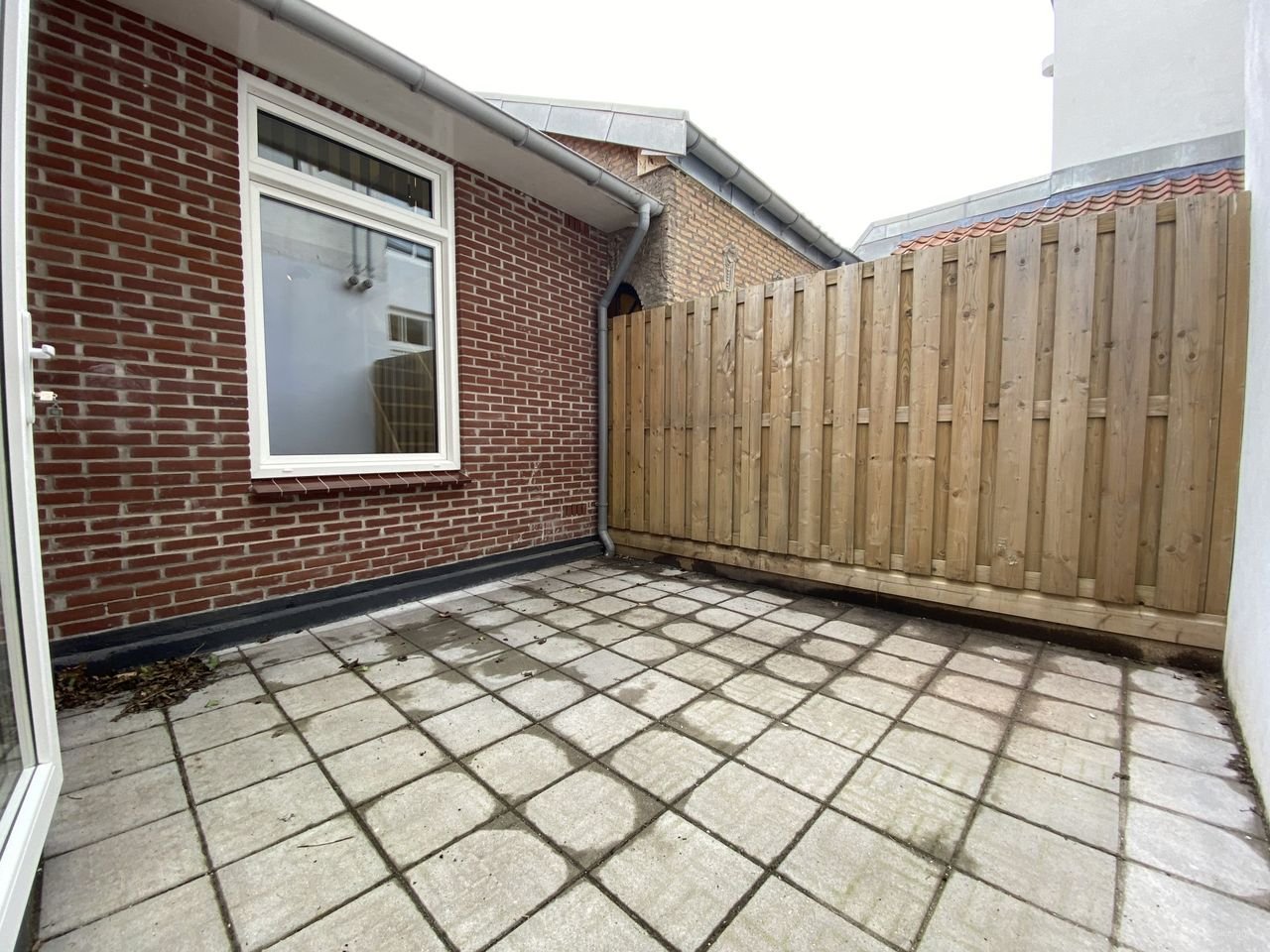 Gerenoveerd studentenappartement met terras - Afbeelding 3