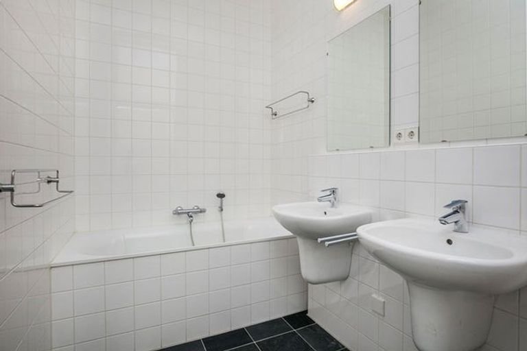 Montevideo: 103m² met zwembad en Maasuitzicht - Afbeelding 8