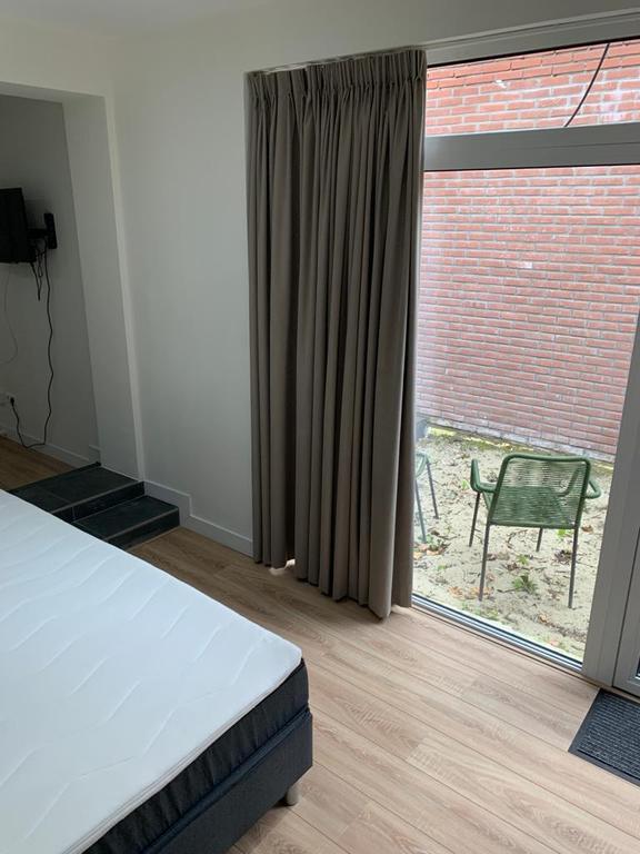 Twee gemeubileerde studio’s met tuin - Afbeelding 9