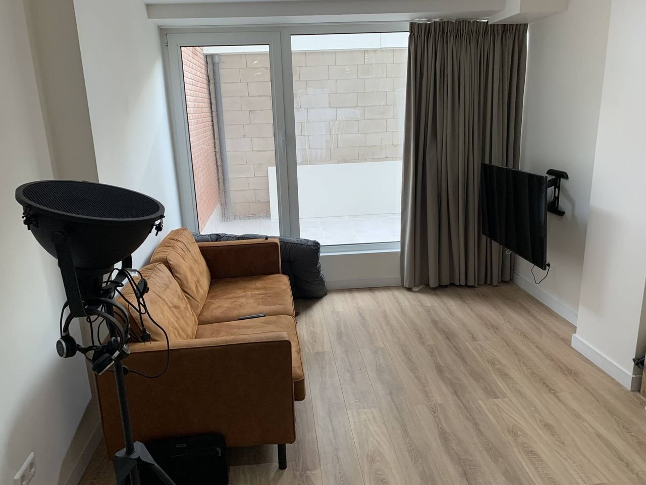 Renovated apartment with garden in Tussendijken - Image 6