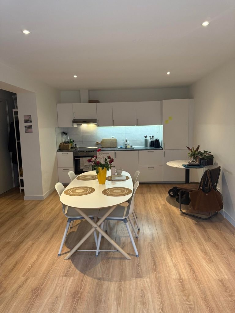 Gerenoveerd appartement met tuin in Rotterdam - Afbeelding 2