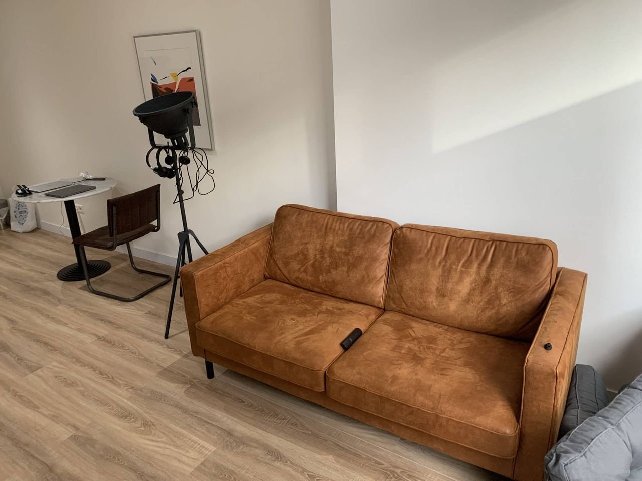 Renovated apartment with garden in Tussendijken - Image 5