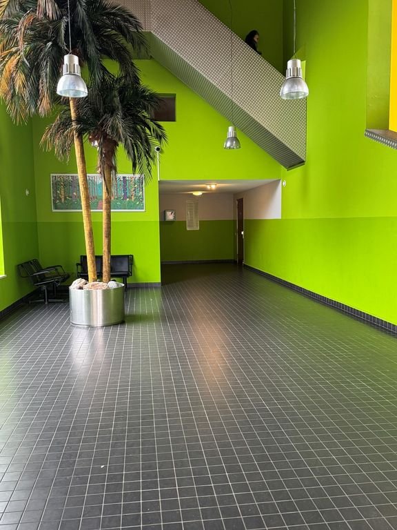 Gemeubileerd wonen op de 8e etage met parking - Afbeelding 12