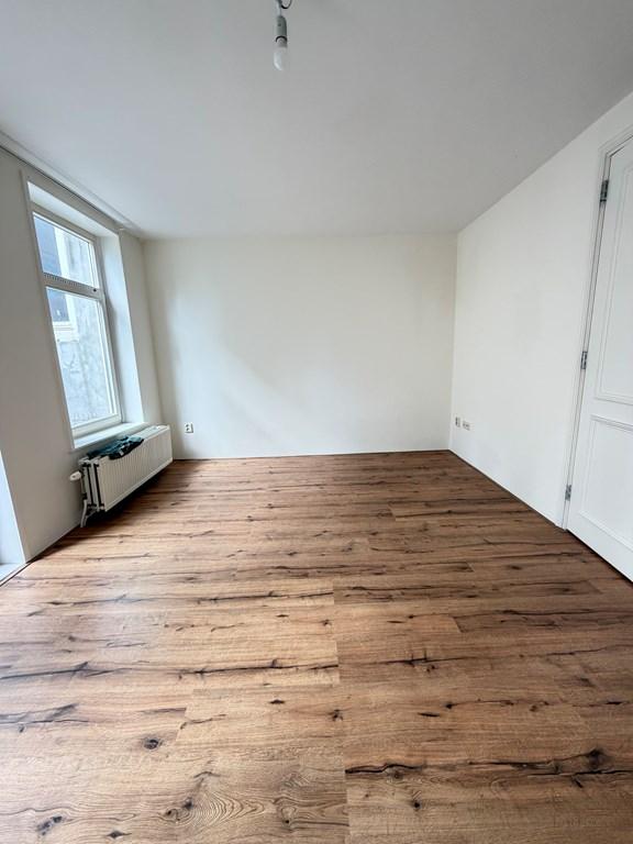 Bright 1-Bedroom Apartment near Vondelpark - Image 8