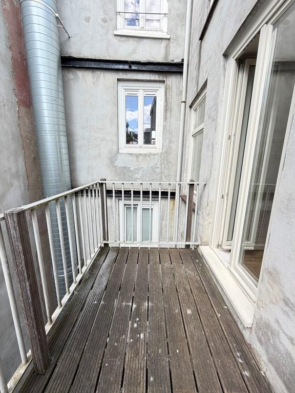 Bright 1-Bedroom Apartment near Vondelpark - Image 10