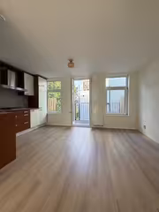 Bright 1-bedroom apartment in Old-West