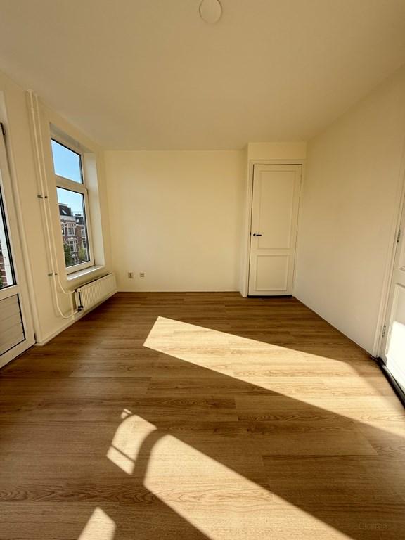 Bright 1-bedroom apartment in Old-West - Image 9