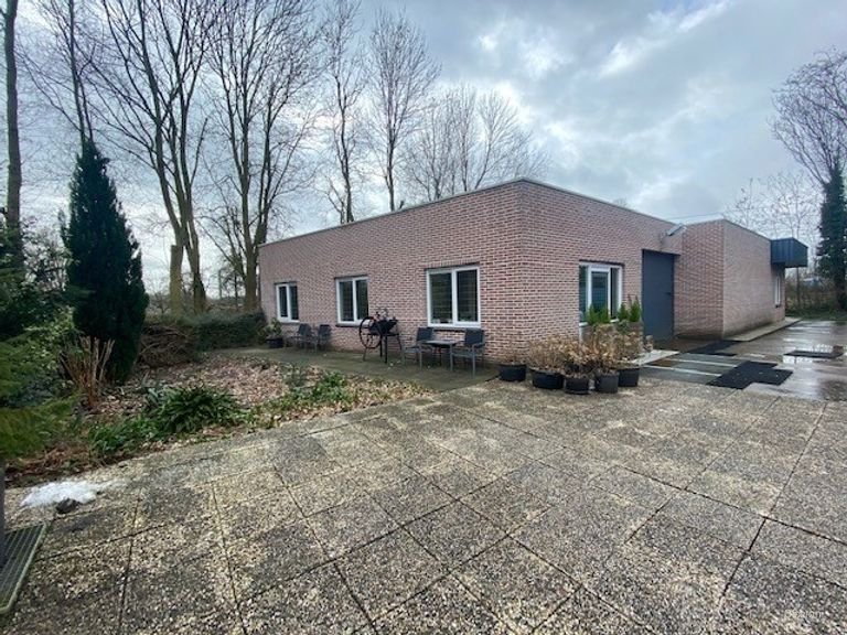 Gemeubileerde bungalow bij Amelisweerd - Afbeelding 1