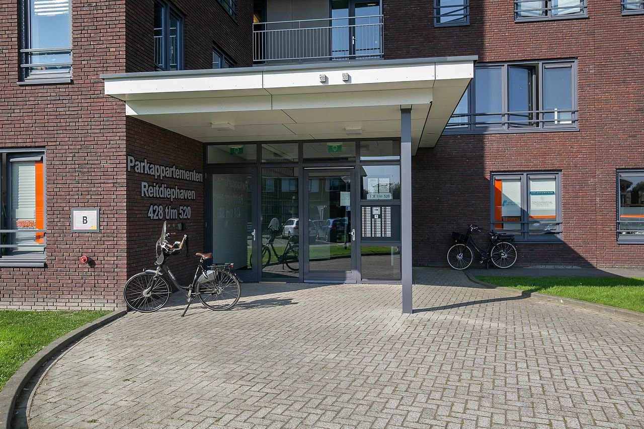 Wonen in Reitdiep: balkon op west en parking - Afbeelding 6