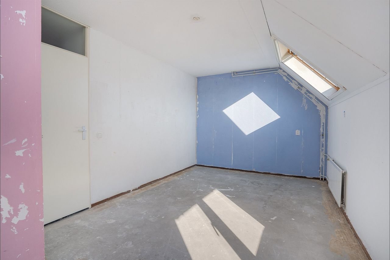 114 m² Family Home with Garden in Diemen - Image 17