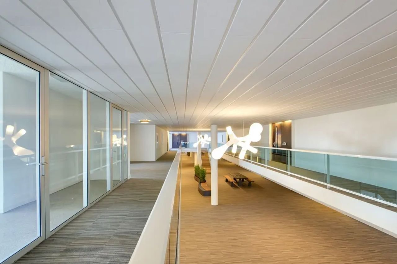 Ruim appartement met zicht op IJmeer - Afbeelding 3