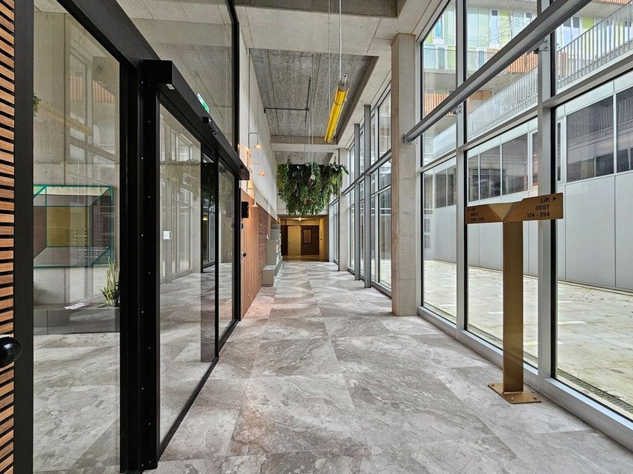 Luxe appartement met dakterras in West - Afbeelding 2