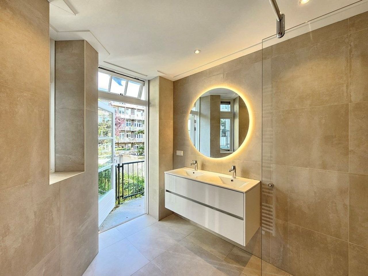 80m² met twee balkons in Rivierenbuurt - Afbeelding 8