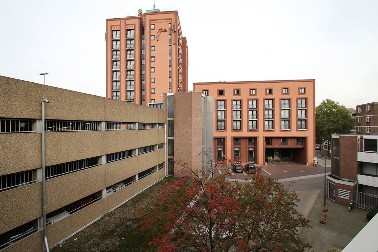 Maisonette with balcony in the heart of Roermond - Image 21