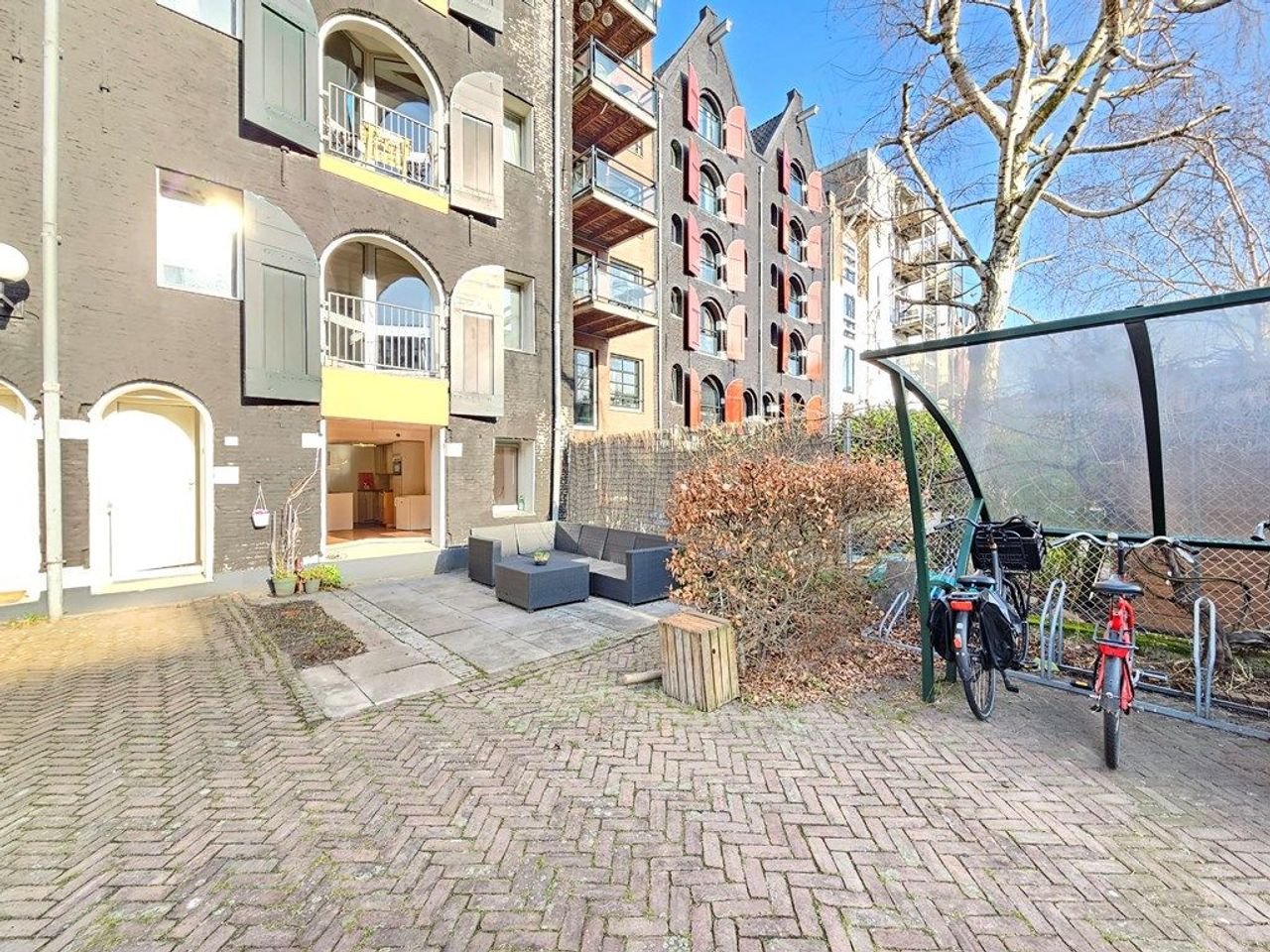 Monumentaal pakhuis met tuin aan water - Afbeelding 14