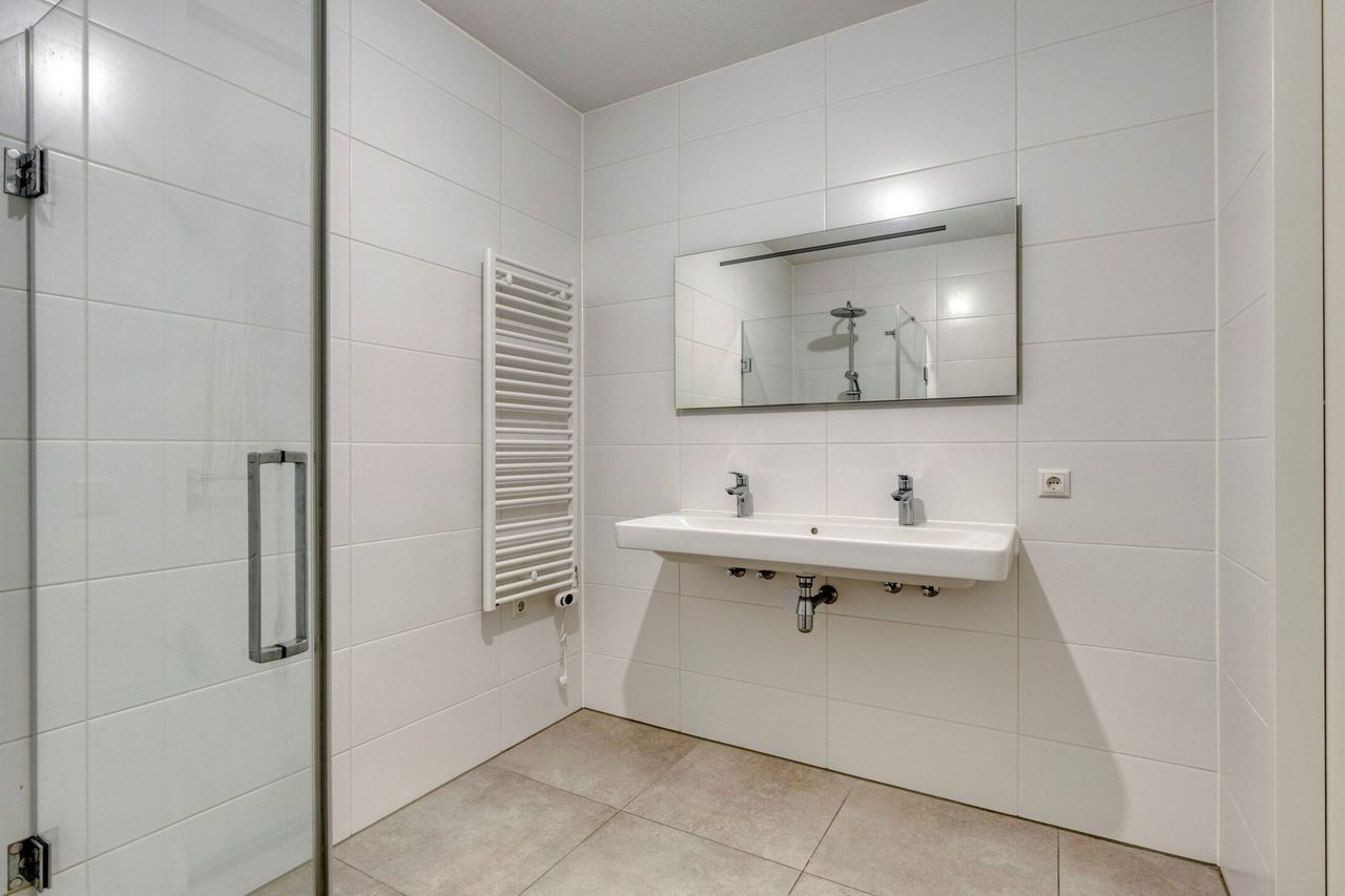 Leiden: 121 m² living space with energy label A+++ - Image 25