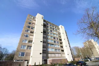 Royaal appartement met uitzicht op de 8e etage