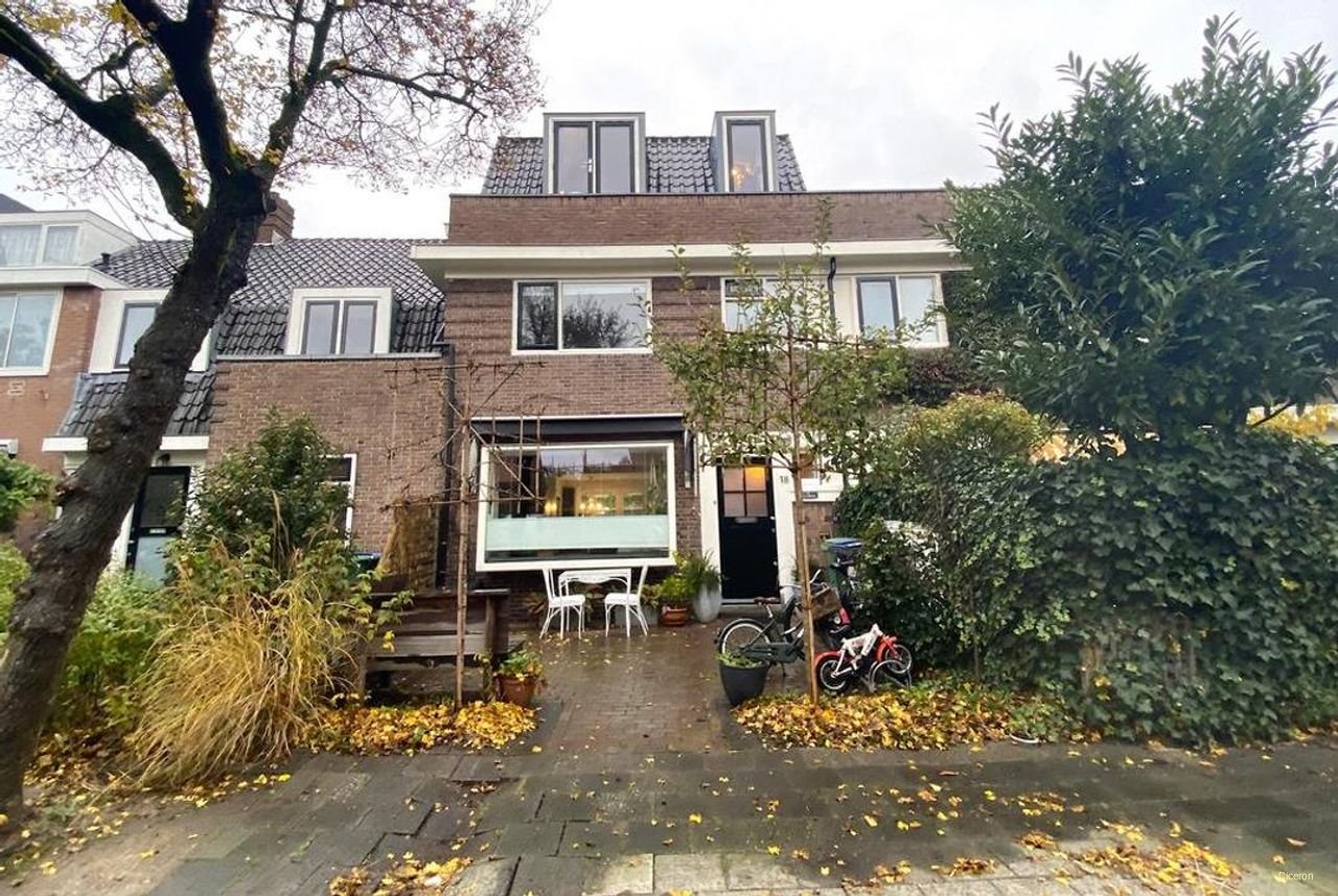 Ruime gezinswoning (138m²) in Kastanjebuurt - Afbeelding 1