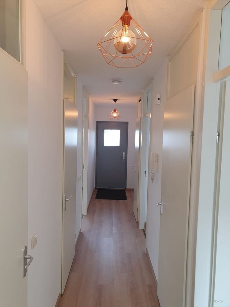 3 slaapkamers &amp; 110m² in Osdorp - Afbeelding 2