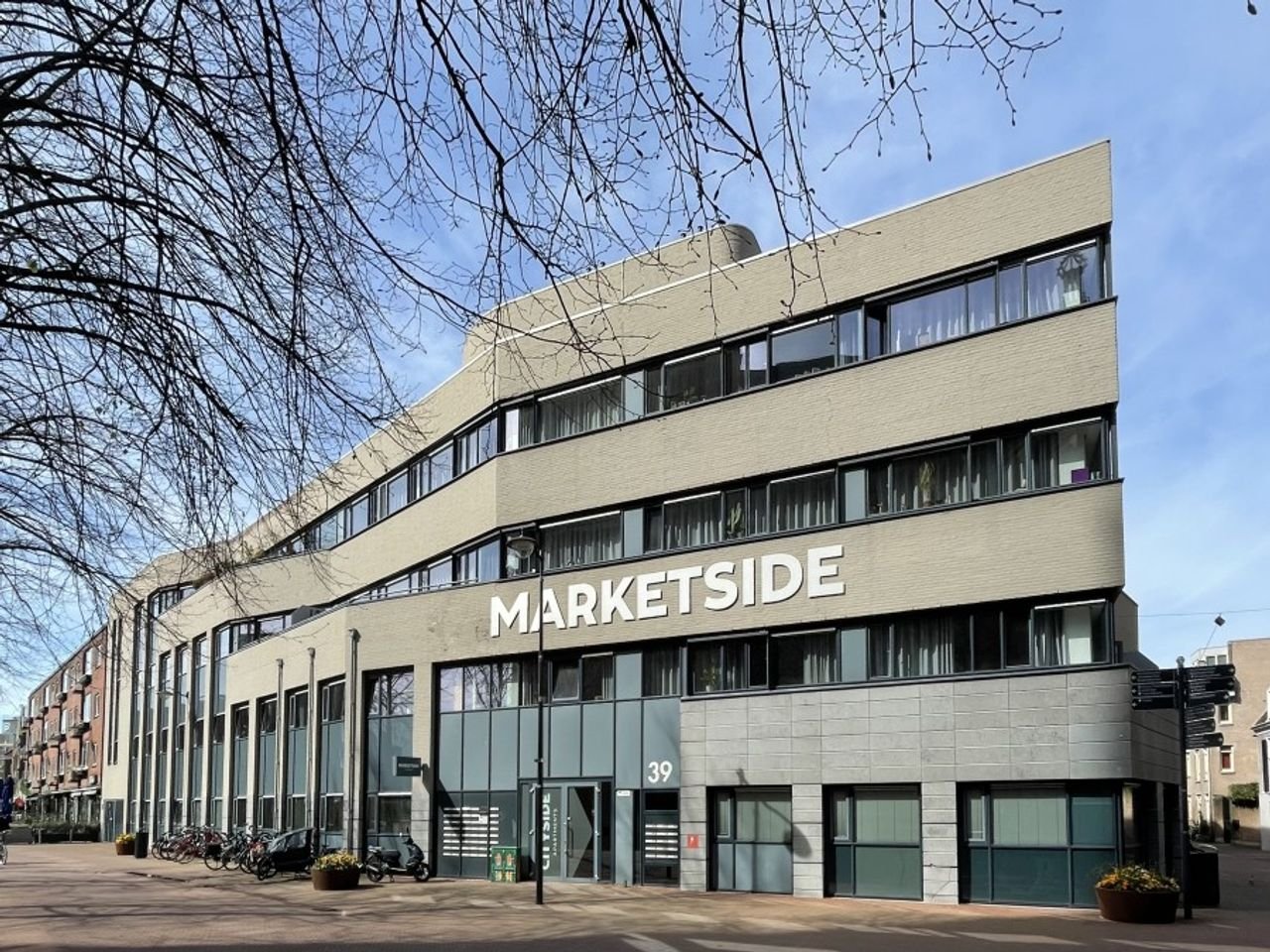 Tweekamerappartement met dakterras in centrum Arnhem - Afbeelding 1