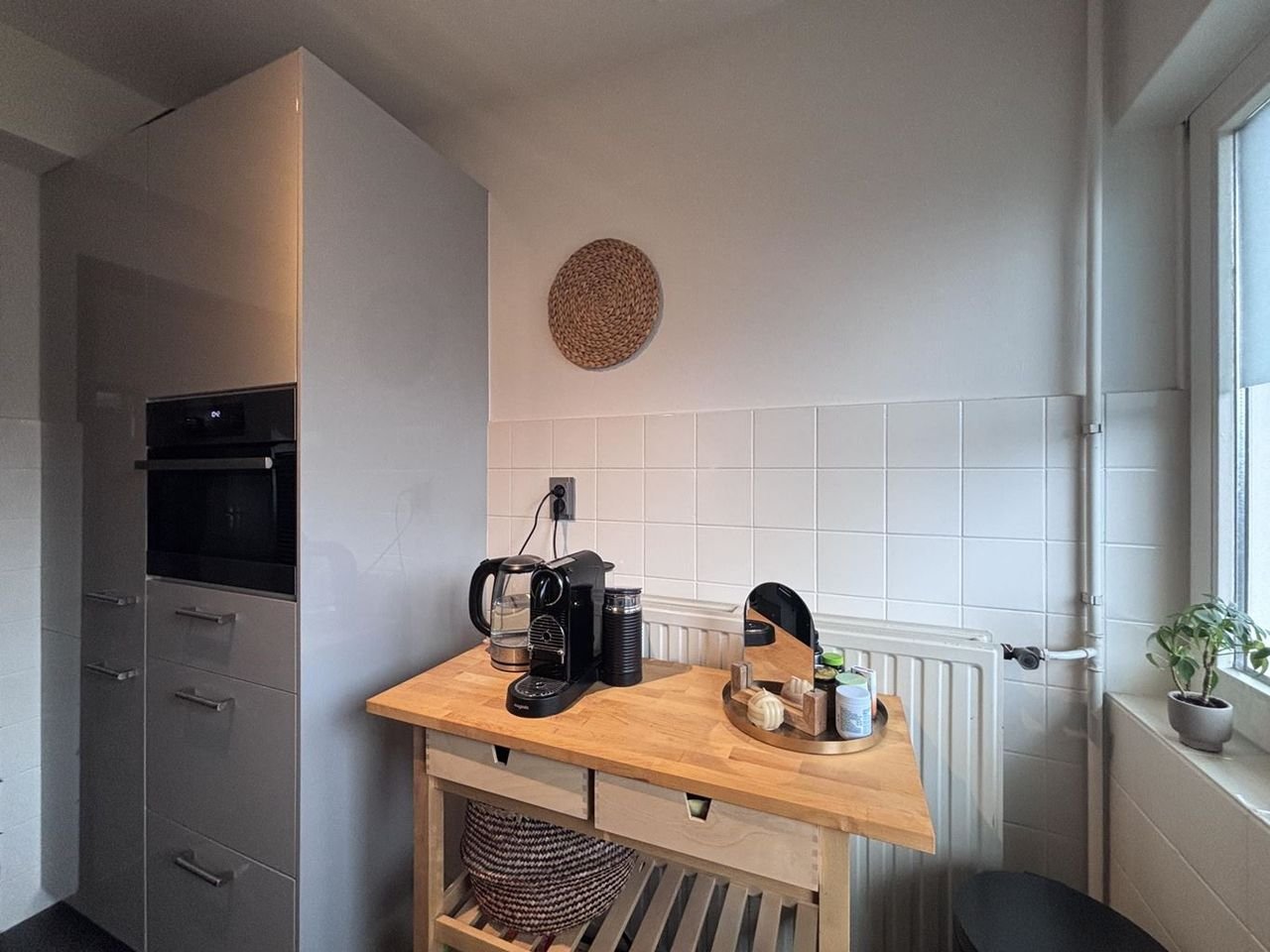 Apartment with two balconies in Scharn - Image 11