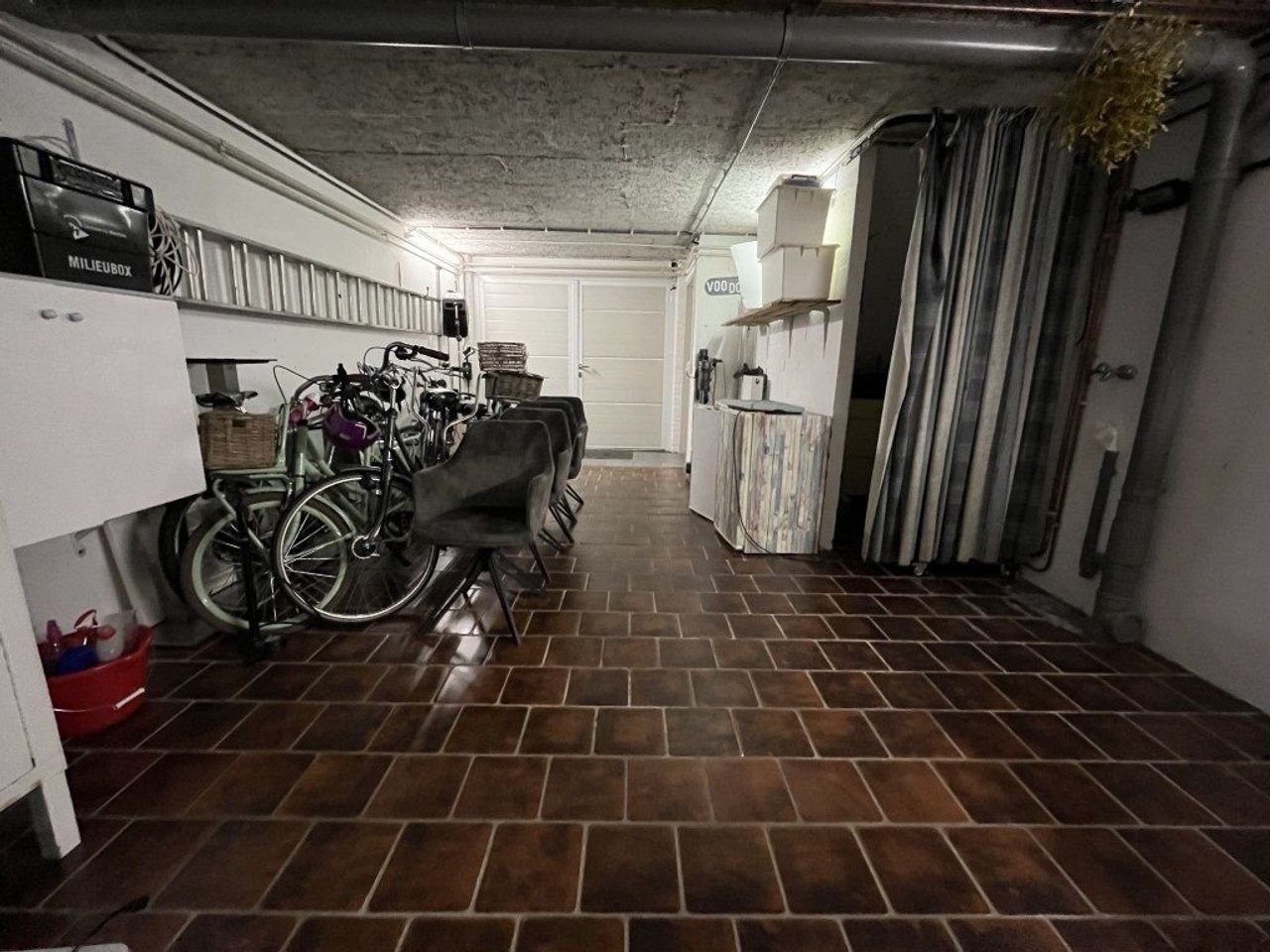 Hoekwoning met garage en zonnepanelen - Afbeelding 13