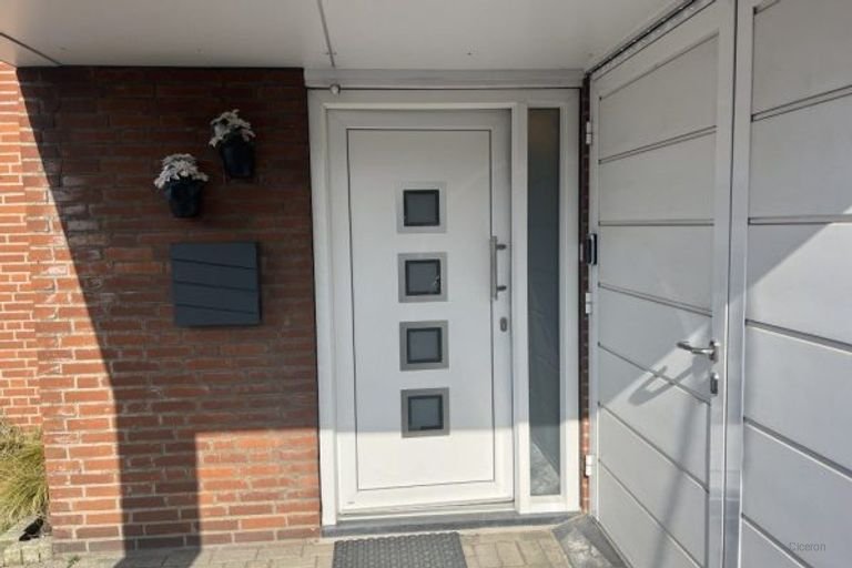 Hoekwoning met garage en zonnepanelen - Afbeelding 5