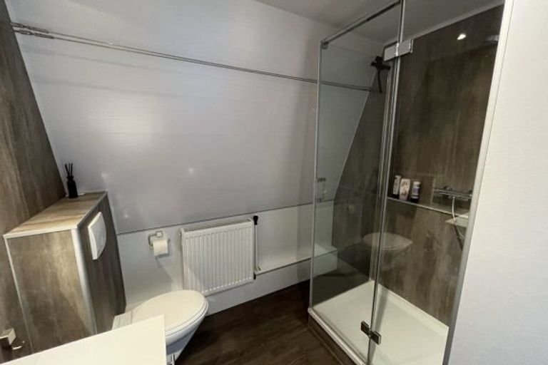 Hoekwoning met garage en zonnepanelen - Afbeelding 30