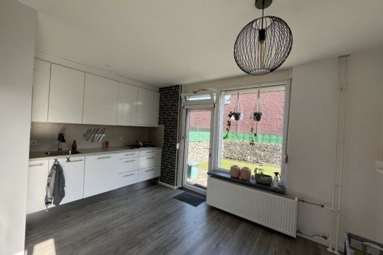 Hoekwoning met garage en zonnepanelen - Afbeelding 18