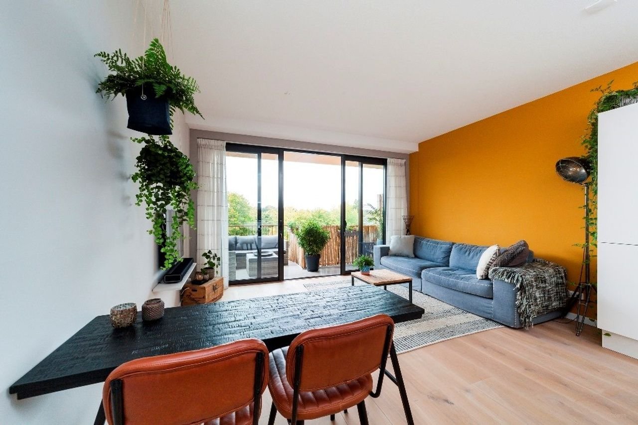 Hoge plafonds en balkon op zuid in Hoorn - Afbeelding 1