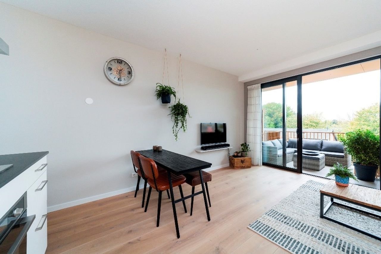 Hoge plafonds en balkon op zuid in Hoorn - Afbeelding 6