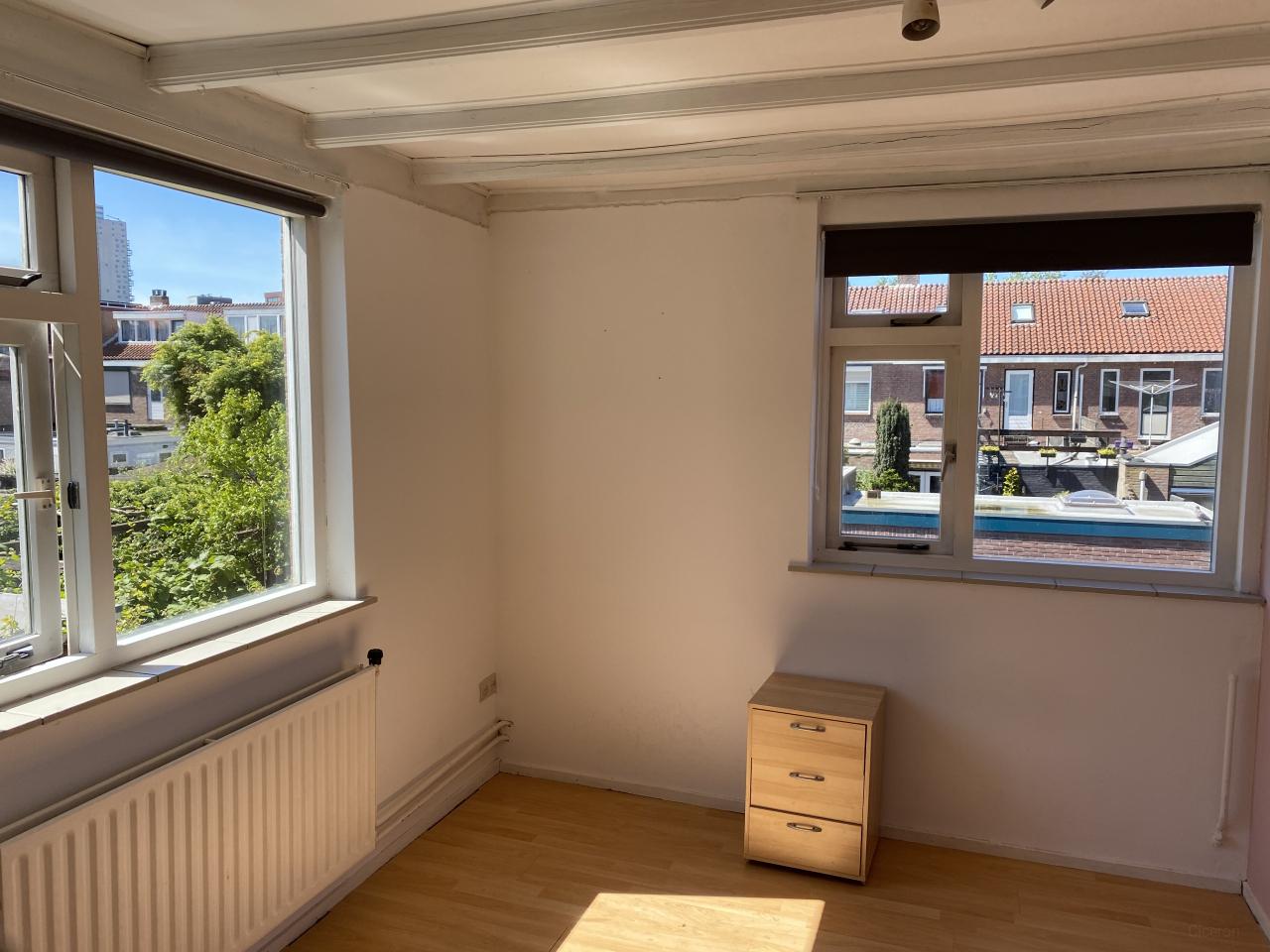 Studentenkamer met tuin in Tilburg - Afbeelding 1
