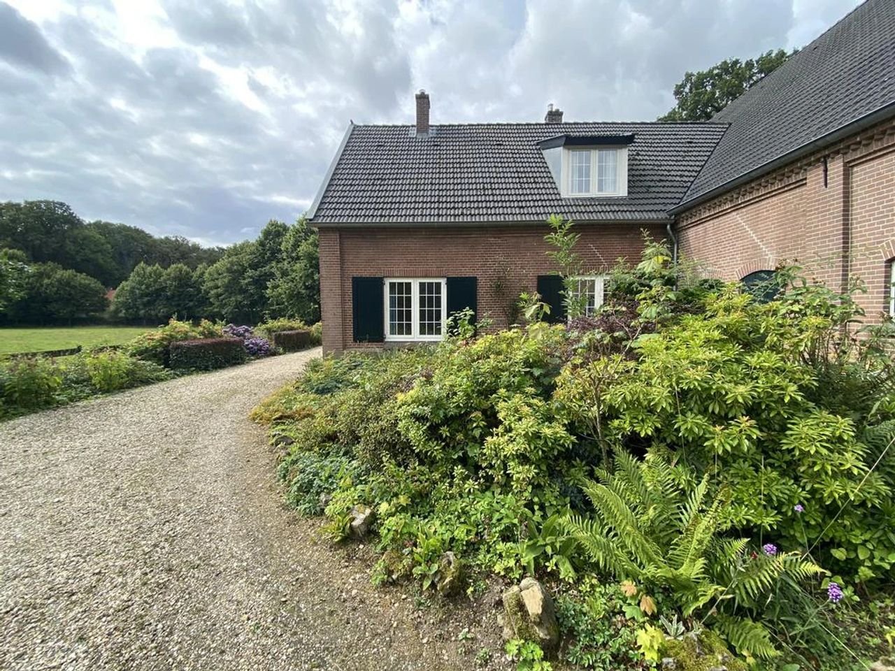 Vrijstaande woonboerderij aan de Waaldijk - Afbeelding 21