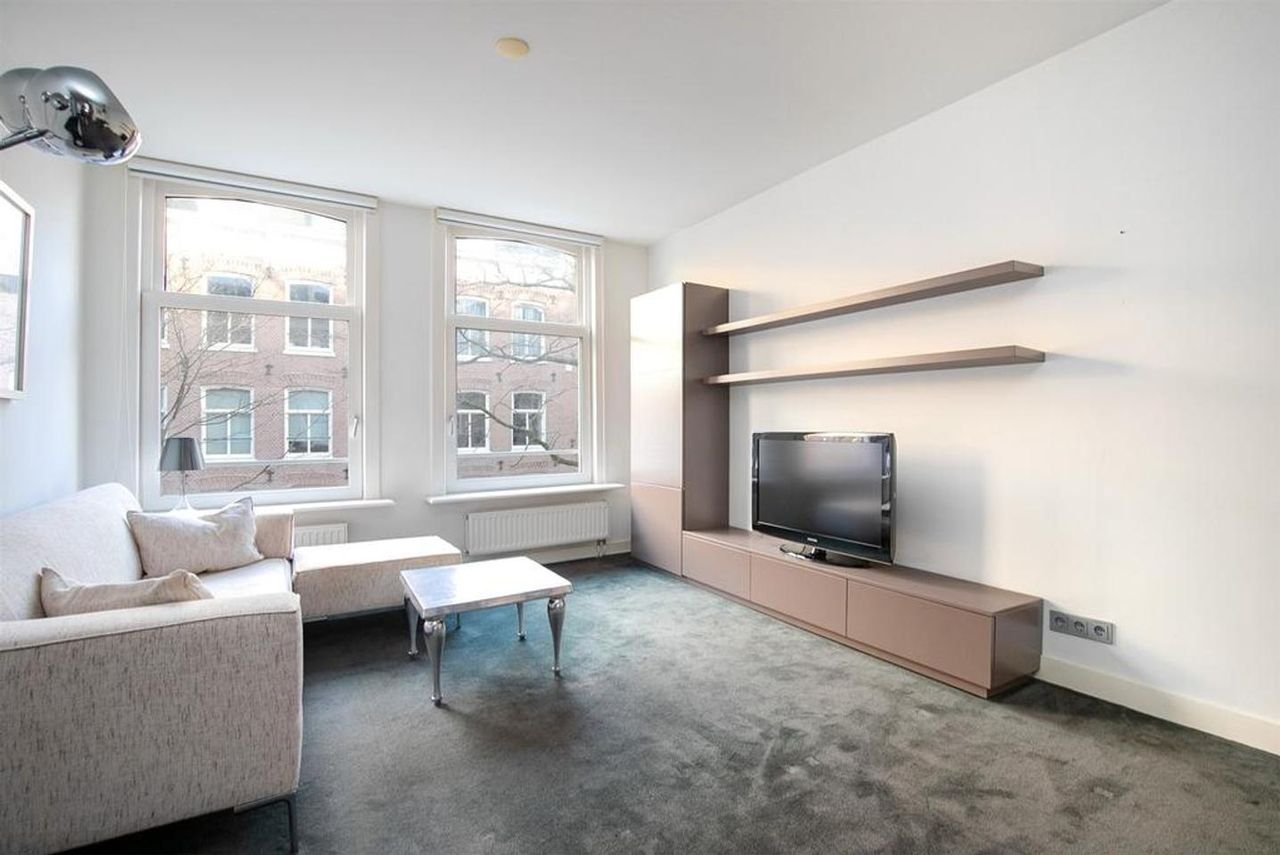 Gemeubileerd appartement met balkon in De Pijp - Afbeelding 7