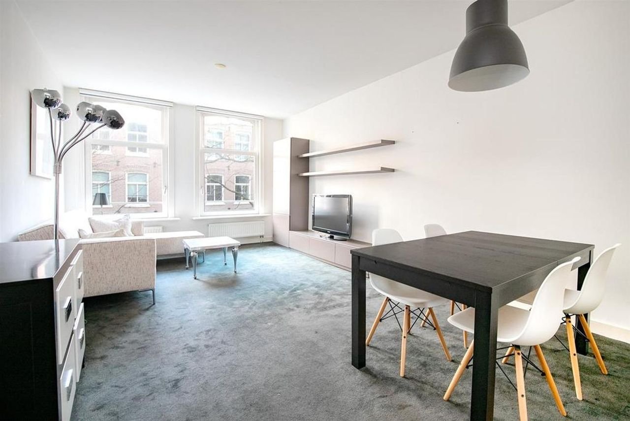 Gemeubileerd appartement met balkon in De Pijp - Afbeelding 4