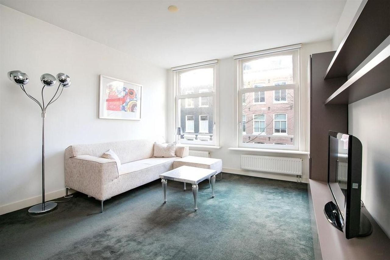 Gemeubileerd appartement met balkon in De Pijp - Afbeelding 6