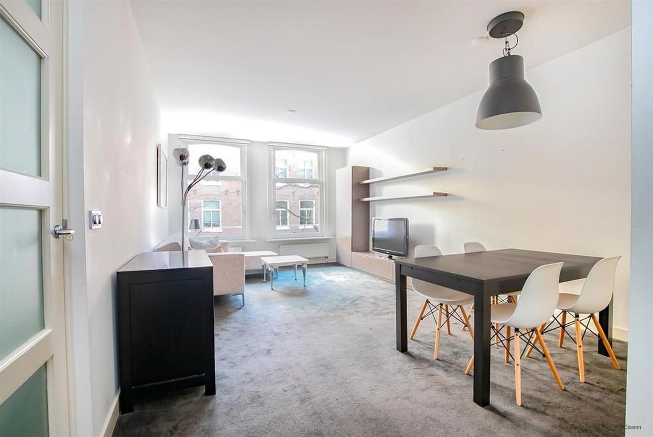 Gemeubileerd appartement met balkon in De Pijp - Afbeelding 3