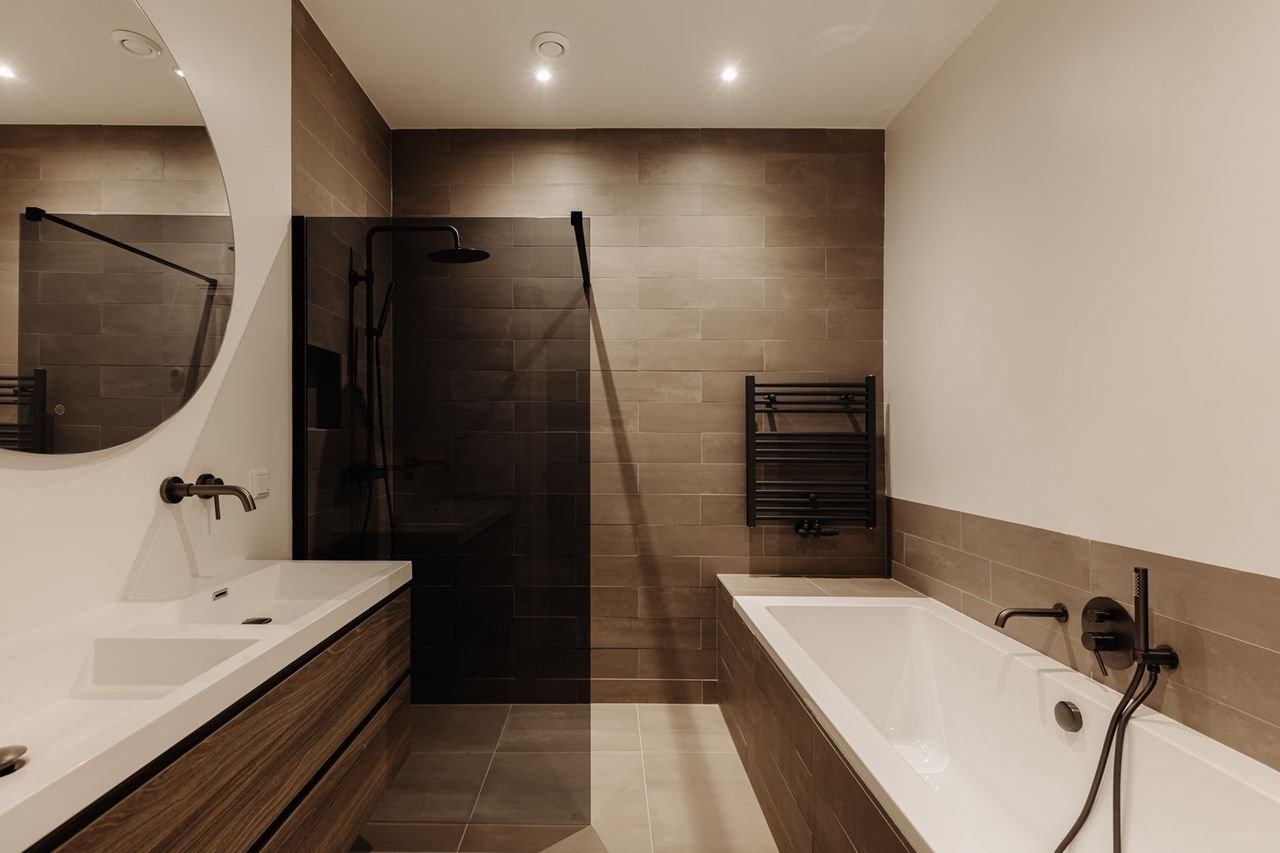 Gerenoveerd appartement met waterzicht aan de Nassaukade - Afbeelding 17