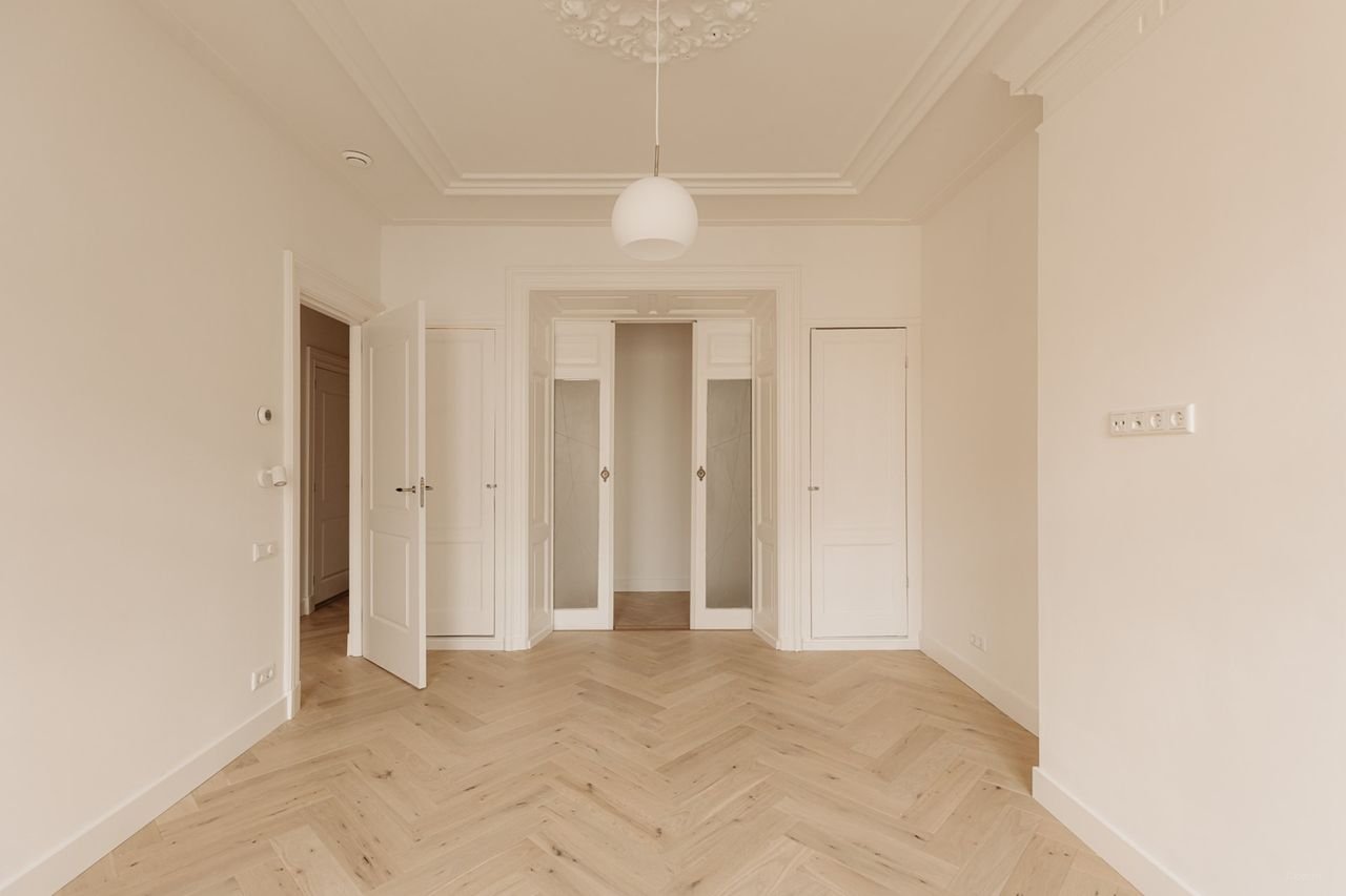 Gerenoveerd appartement met waterzicht aan de Nassaukade - Afbeelding 16