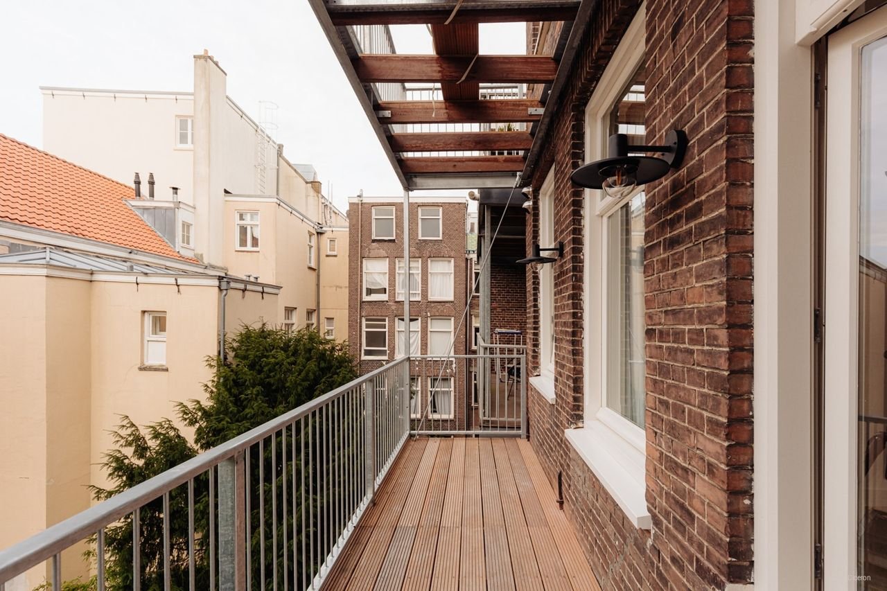 Gerenoveerd appartement met waterzicht aan de Nassaukade - Afbeelding 15