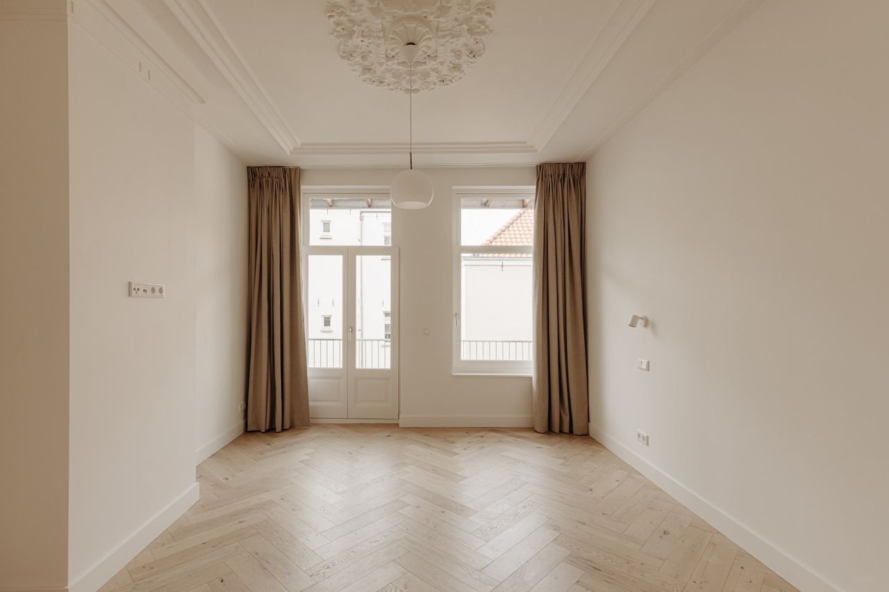 Gerenoveerd appartement met waterzicht aan de Nassaukade - Afbeelding 12